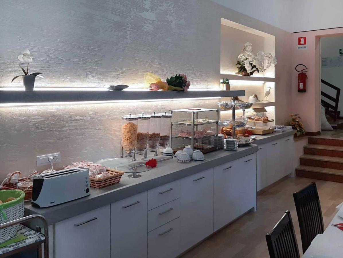 Hotel Zen 리그나노 사비아도로 외부 사진
